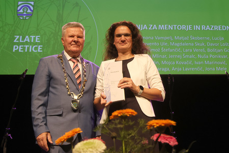 ZLATA PETICA 162 FOTO LJUBO VUKELIČ